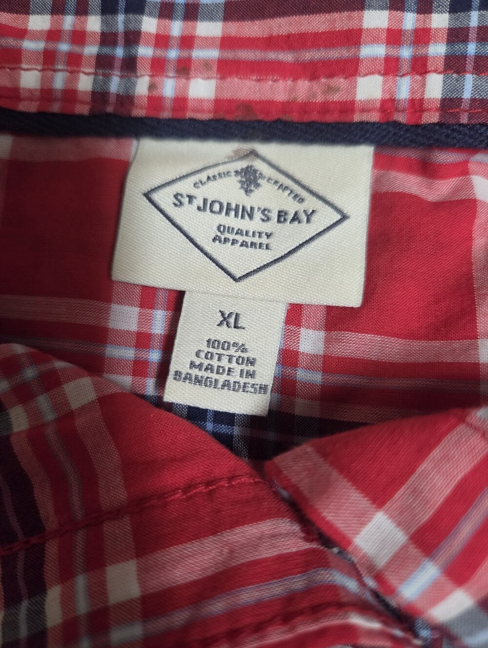 St. John's Bay Red & White & Blue Plaid Button-Up Sleeveledd Shirt Size XL - Picture 4 of 8